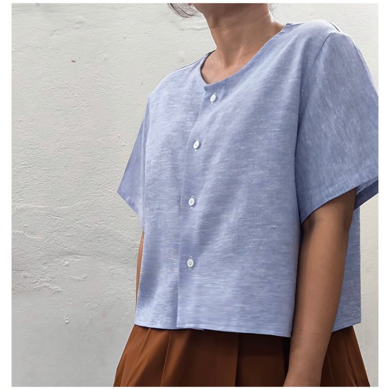 Cotton | Sky Blue Crew Neck T-Shirt - 女上衣/長袖上衣 - 棉．麻 藍色