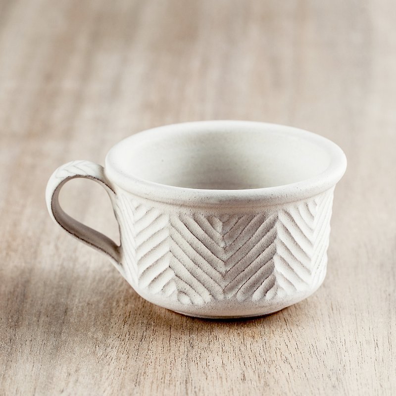 Textured – Coffee cup / Feathers - แก้วมัค/แก้วกาแฟ - ดินเผา หลากหลายสี