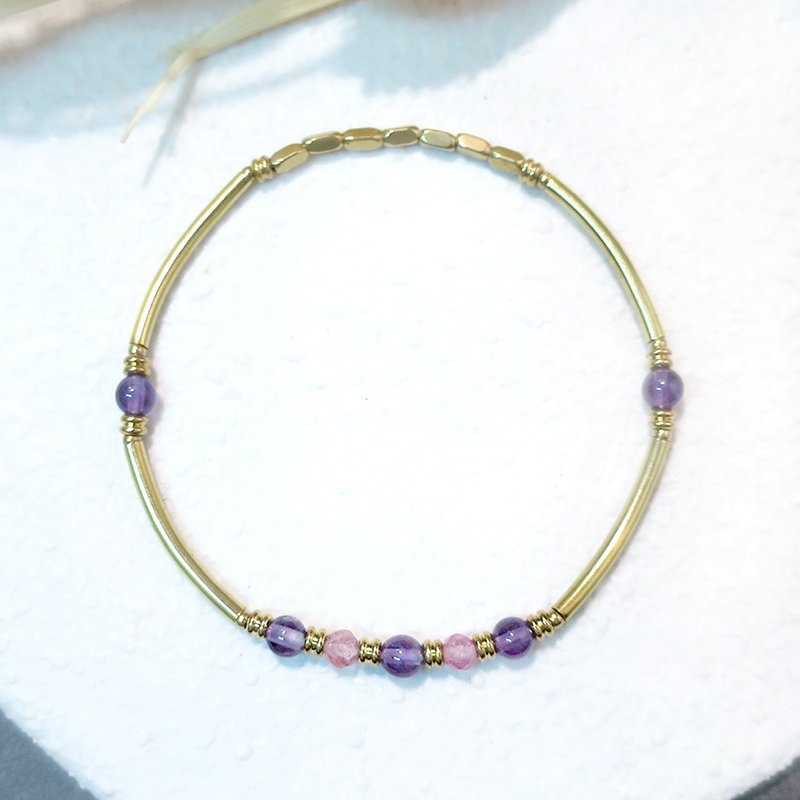 VIIART. Floral. Strawberry Bronze bracelet Amethyst - สร้อยข้อมือ - เครื่องประดับพลอย สีม่วง