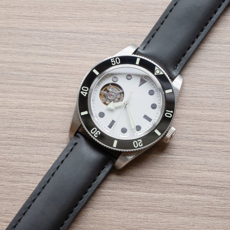 [Valentine's Day Gift] Black and white 40mm diving watch. Japanese SEIKO movement. DIY gift box - นาฬิกาคู่ - สแตนเลส 