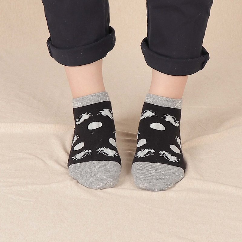 Collagen Antibacterial Deodorant Socks (Hedgehog Dots) Black White Dots/Graduation - ถุงเท้า - ผ้าฝ้าย/ผ้าลินิน สีดำ