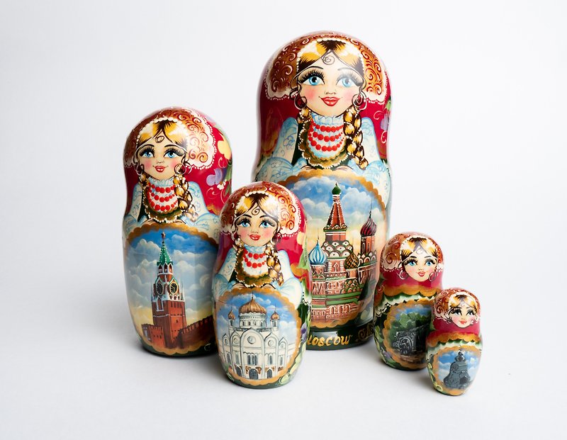Russian Collectible Doll Kremlin Art, Large Handmade Nesting Doll Russian - ของวางตกแต่ง - ไม้ สีแดง