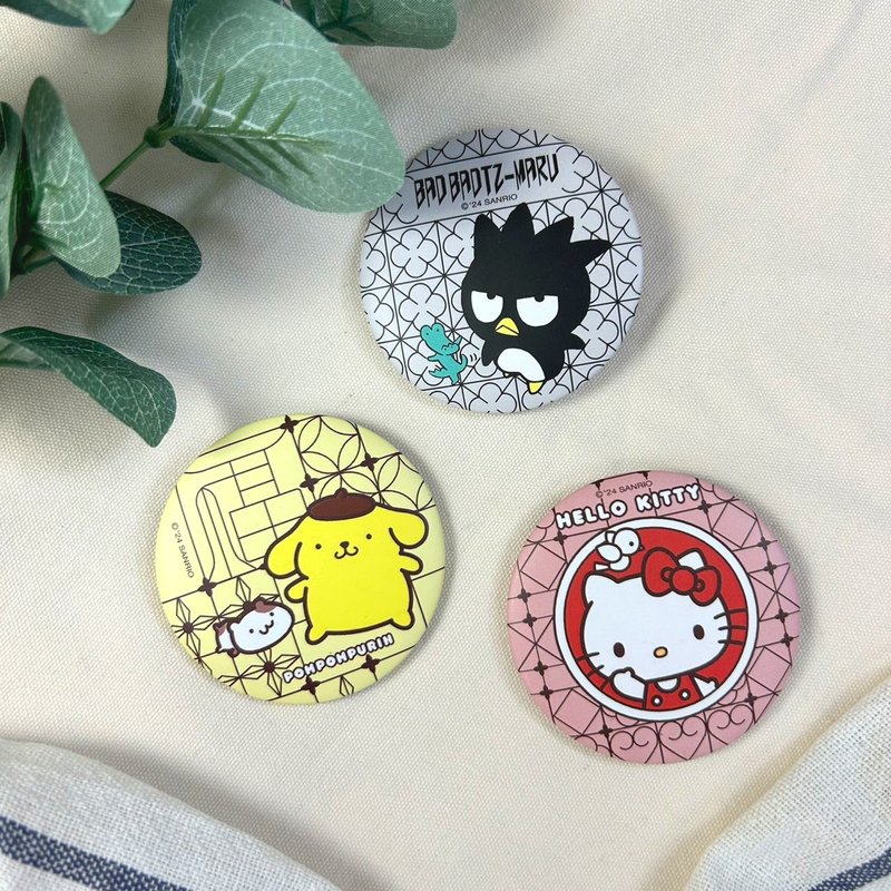 [Roaming in Taiwan] Sanrio Tinplate Badge Matte Brooch Badge Iron Window Decoration Taiwan - เข็มกลัด/พิน - วัสดุอื่นๆ หลากหลายสี