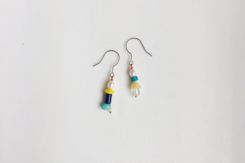 Pills Day Pearl Natural Stone Earrings - Earrings & Clip-ons - Glass Multicolor