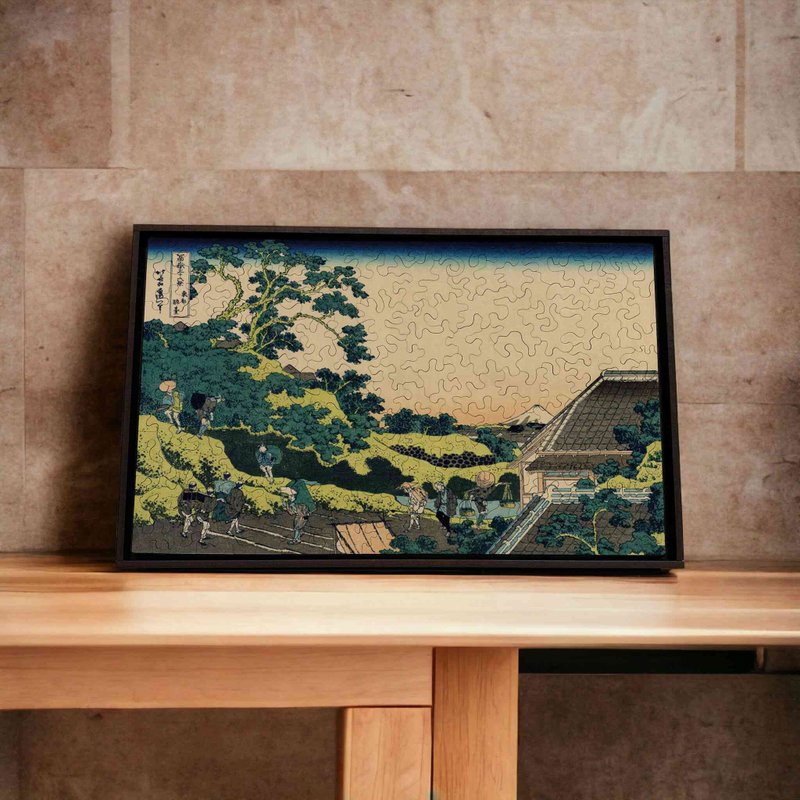 Katsushika Hokusai-Tōto Shuntai - Items for Display - Wood Brown