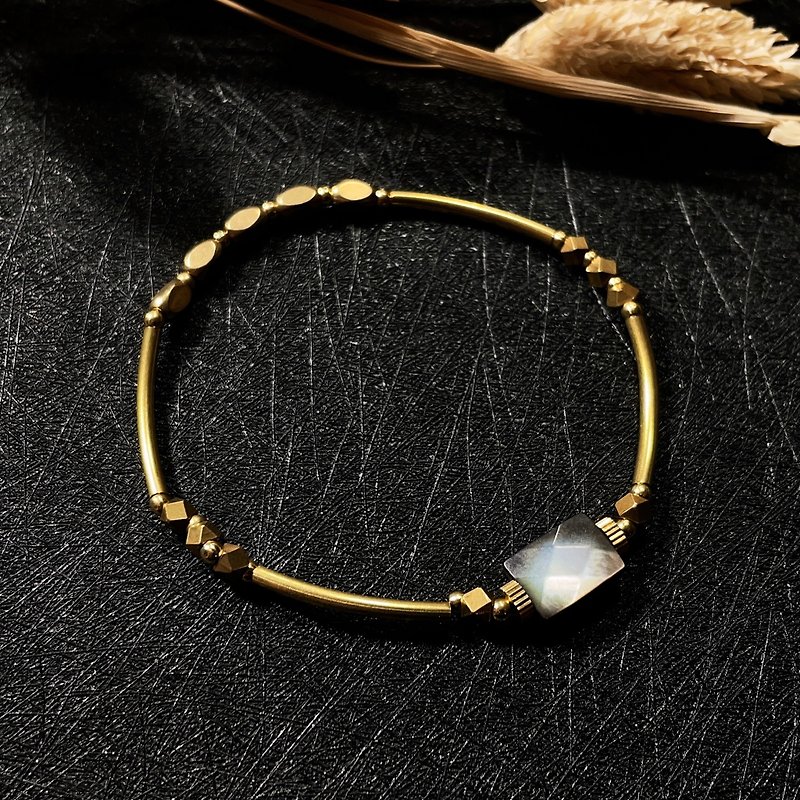 VIIART. Pandora's box. Limited edition sea Bronze brass bracelet | natural stone bracelet - สร้อยข้อมือ - ทองแดงทองเหลือง สีเงิน
