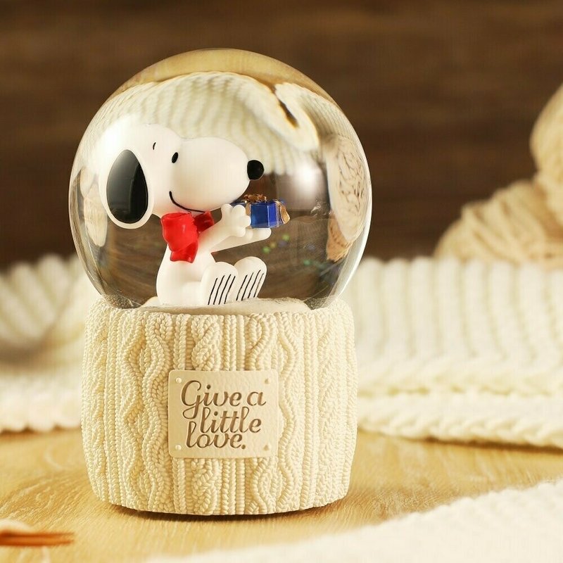 Snoopy loves to share the crystal ball music box - ของวางตกแต่ง - แก้ว 