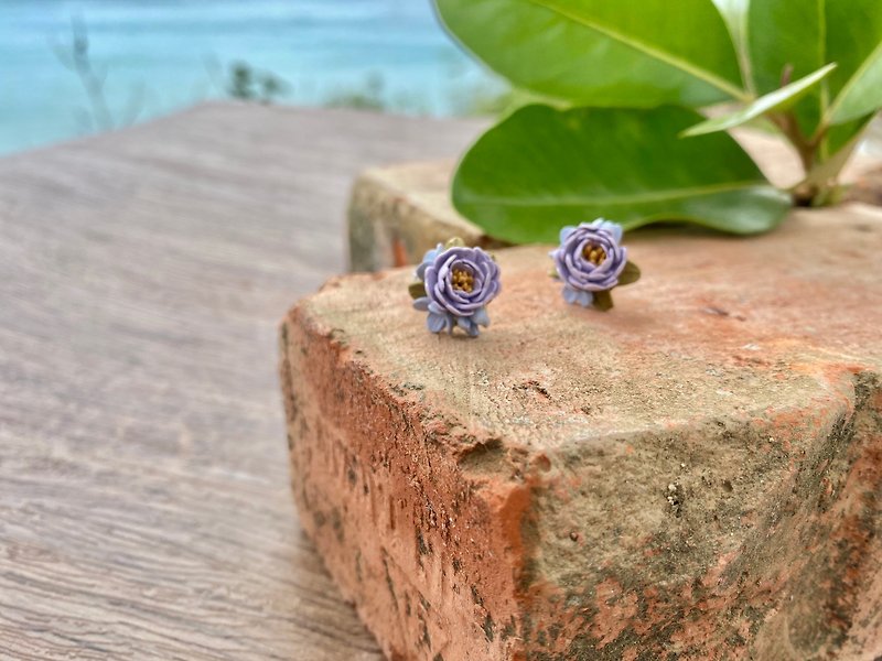 Purple Peony Hydrangea Handmade Jewelry Earrings - ต่างหู - ดินเผา สีม่วง