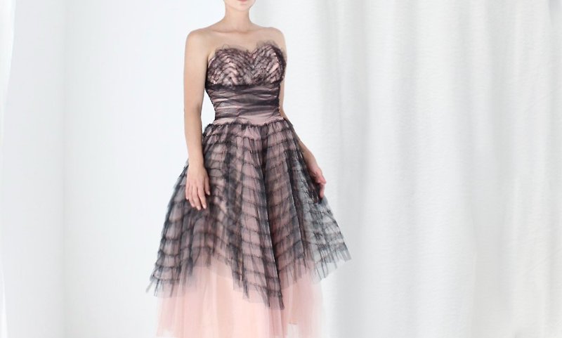 。ms。50s Vintage Ruffled Black Pink Tulle Sweetheart Strapless Formal Prom Dress - ชุดราตรี - ไฟเบอร์อื่นๆ สีดำ