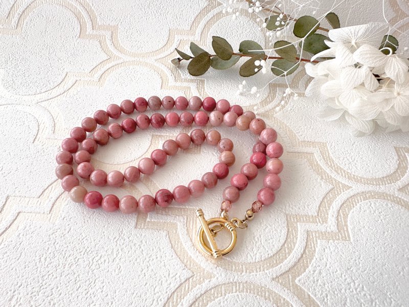 [Rhodonite pink beige necklace] Rose pyroxene powder color rice color necklace Goodwill behavior/ Natural stone handmade - สร้อยคอ - วัสดุอื่นๆ สึชมพู