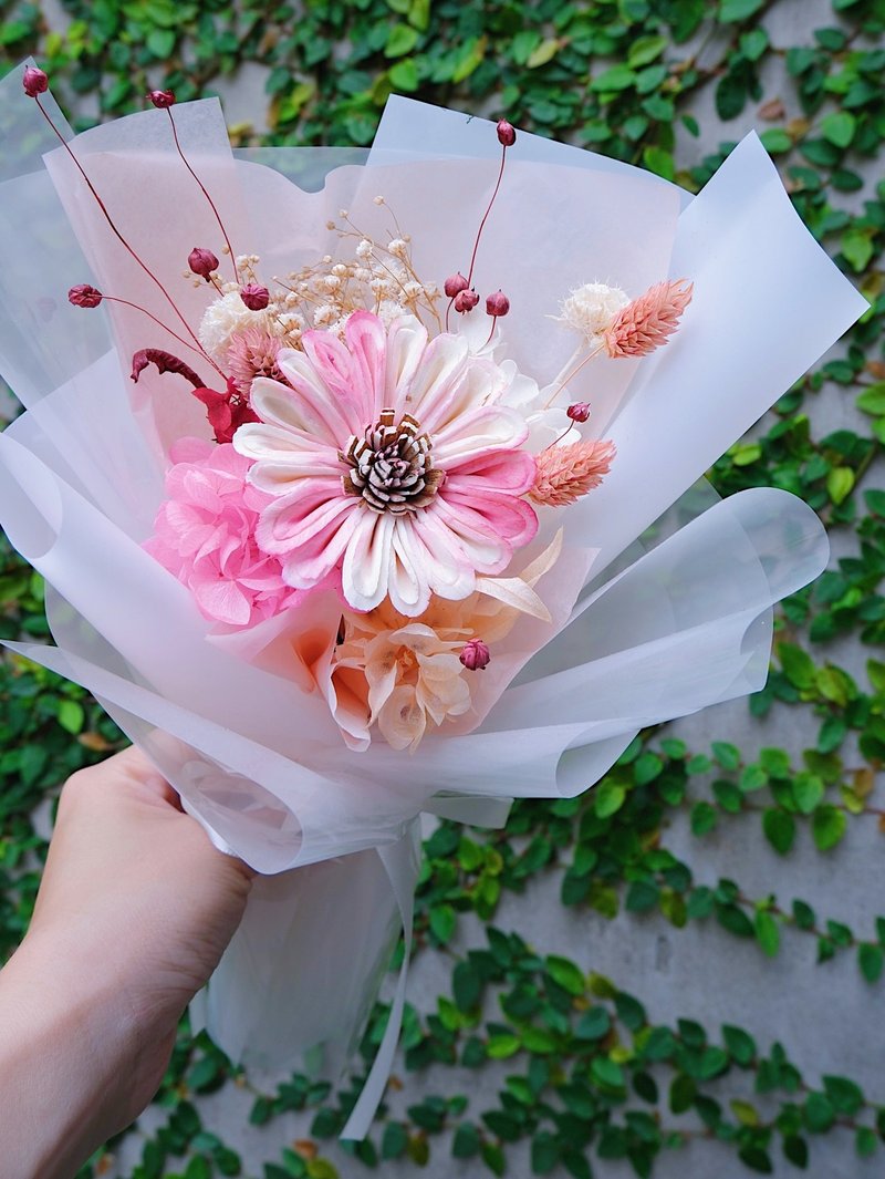 雙色冰淇淋 / 小資款花束 乾燥花 畢業花束 生日 台中花店 - 乾燥花/永生花 - 植物．花 多色