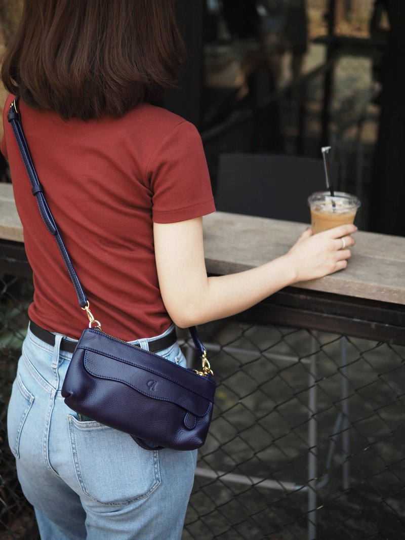 Sherbet mix (Navy) : Leather bag, Cross-body bag, 2 straps, Clutch, Mini bag - กระเป๋าถือ - หนังแท้ สีน้ำเงิน