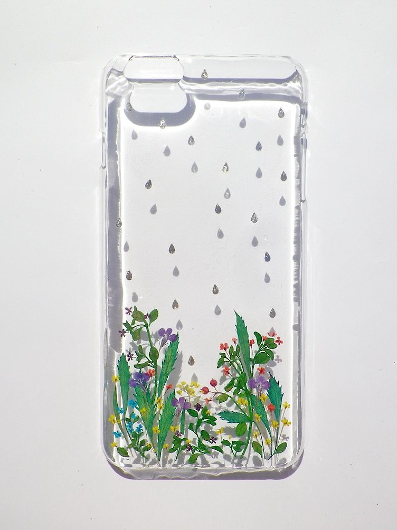 手作りの携帯電話ケース、自然、iphone 6プラスと押し花は、雨が降ります - スマホケース - プラスチック 