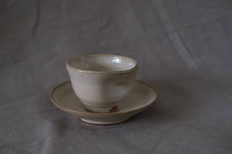米黃- 茶杯組-3 - 茶壺/茶杯/茶具 - 陶 