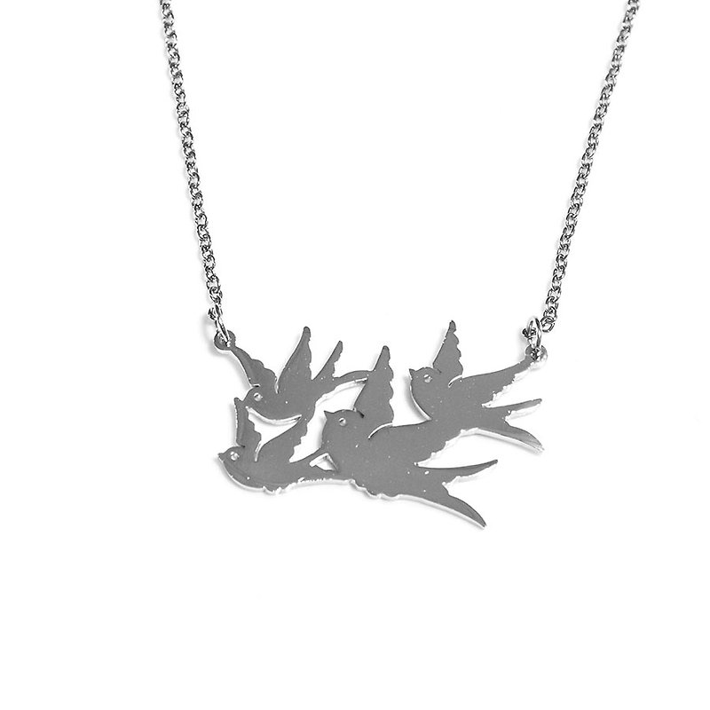 小鳥のペンダント - ネックレス - 金属 シルバー
