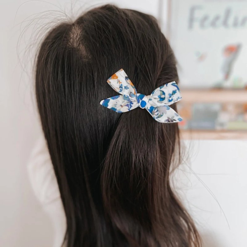 Australian Josie Joan's handmade bow children's hairpin - Mae - Hair Accessories - Cotton & Hemp White