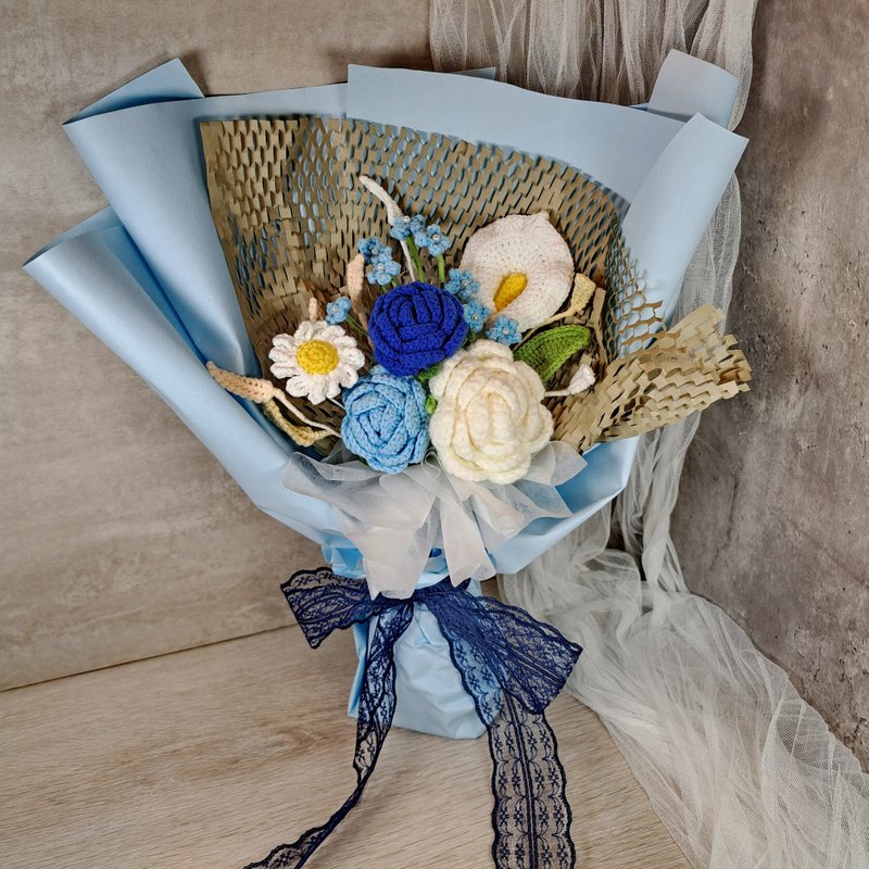 Crocheted Bouquet Birthday Gift Bouquet Graduation Bouquet Valentine's Day Mother's Day Proposal - ของวางตกแต่ง - เส้นใยสังเคราะห์ สีน้ำเงิน