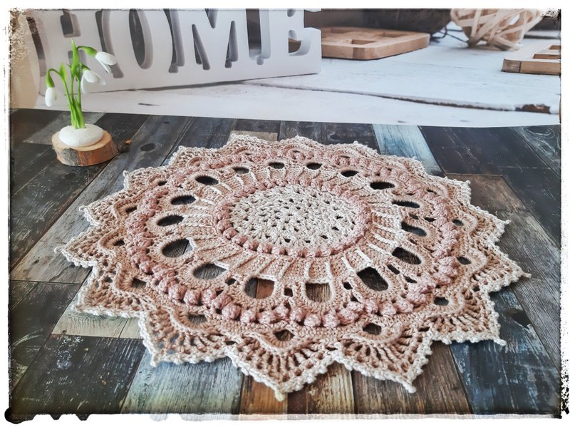 Textured round doily Handmade crocheted doily Lace table centerpiece - 其他 - 棉．麻 卡其色