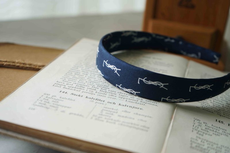 Antique tie modified handmade hairband-simple dark blue classic logo YSL-narrow version-gift - ที่คาดผม - ผ้าไหม สีน้ำเงิน