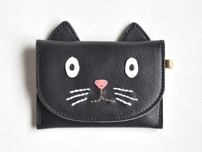 A case that can hold business cards and IC cards Black cat - Card Holders & Cases - Genuine Leather Black