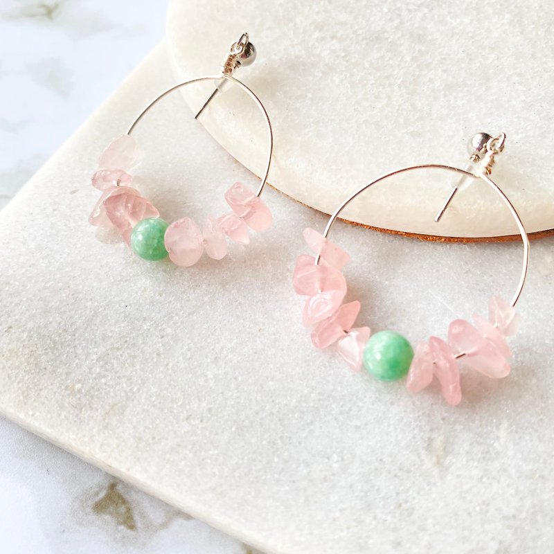 Rose Quartz and Jade Circle Earrings - ต่างหู - หยก สึชมพู