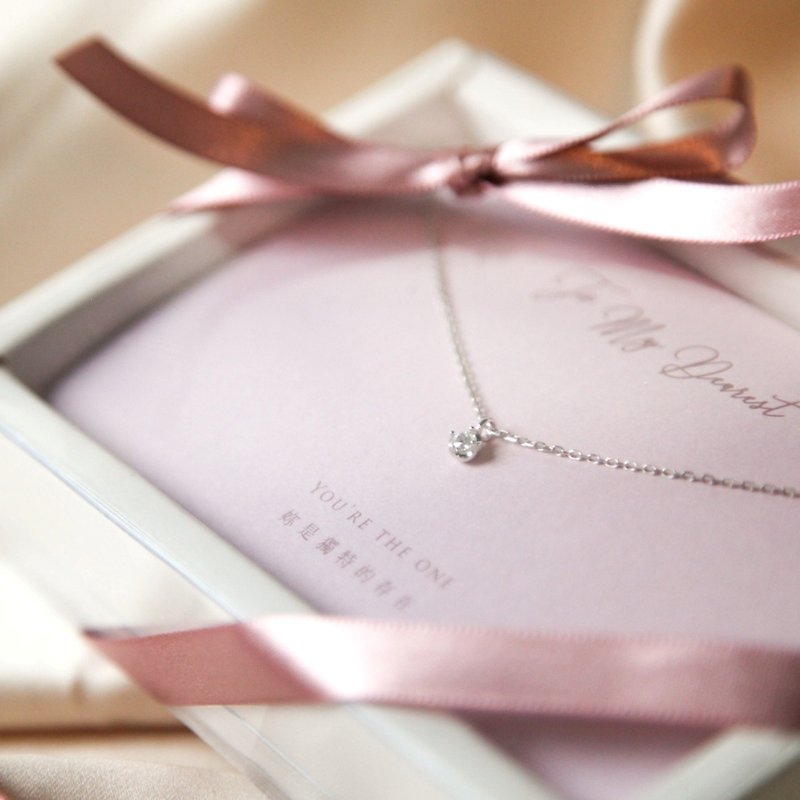 [Preferred Gift] You are a unique existence - Small Crown Solitaire Diamond Necklace Gift Box | High-grade Stone - สร้อยคอ - เงินแท้ 
