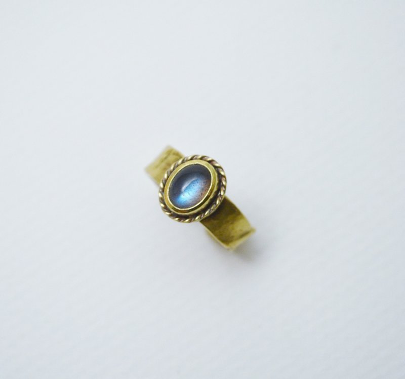 fold no.27-1‧blue labradorite Brass Open Ring - แหวนทั่วไป - ทองแดงทองเหลือง สีทอง