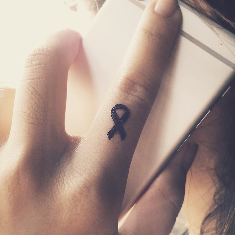 OhMyTat Finger Position Small Ribbon Tattoo Design Tattoo Stickers (6pcs) - Temporary Tattoos - Paper Black