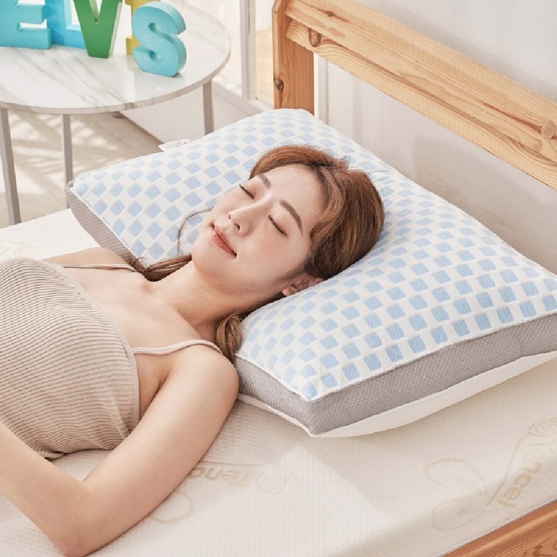 ELVIS - cool, soothing and skin-friendly independent tube pillow - หมอน - วัสดุอื่นๆ 