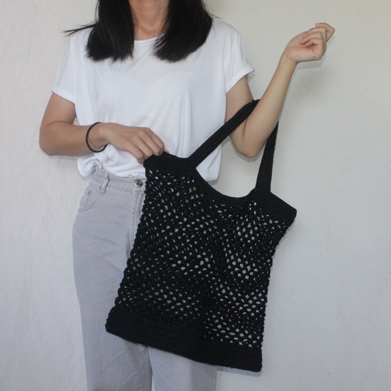 Black Net bag ,Market bag ,Black Crochet Tote bag ,Shopping bag - กระเป๋าแมสเซนเจอร์ - วัสดุอื่นๆ สีดำ