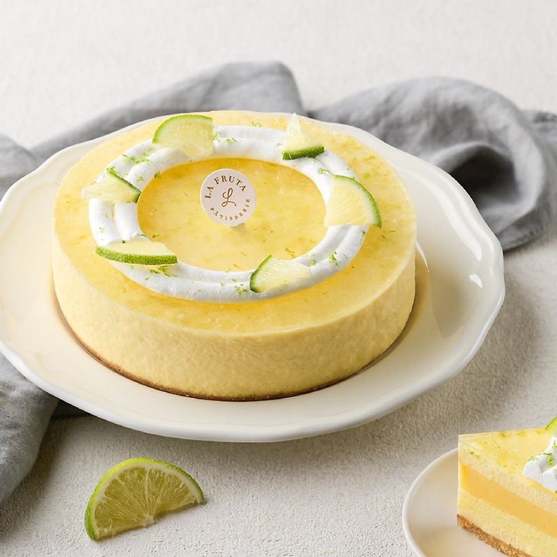 【La Fruta】Golden Lemon Sherbet Mousse / 6 inches - เค้กและของหวาน - อาหารสด สีเหลือง