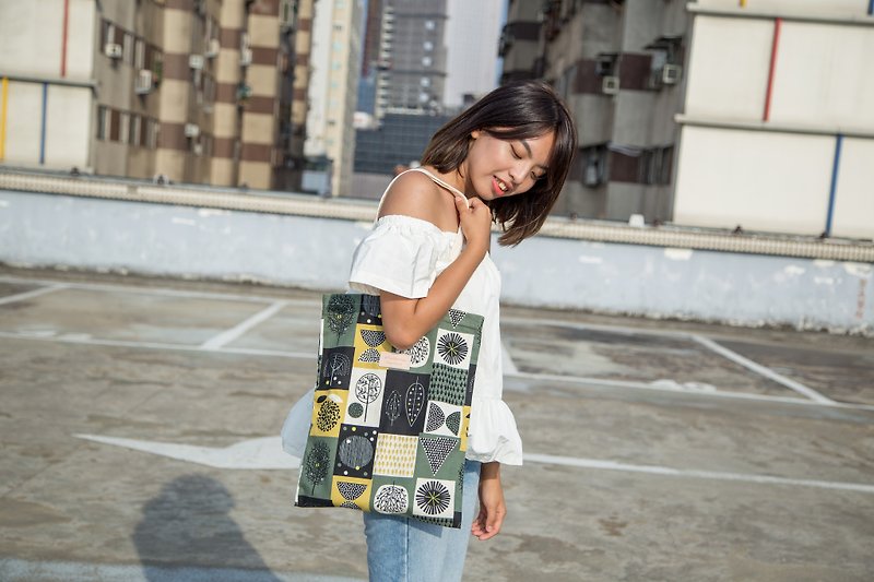 Acerola / Green and Black / Simple Handbag Shoulder Bag Canvas Bag - Messenger Bags & Sling Bags - Cotton & Hemp 