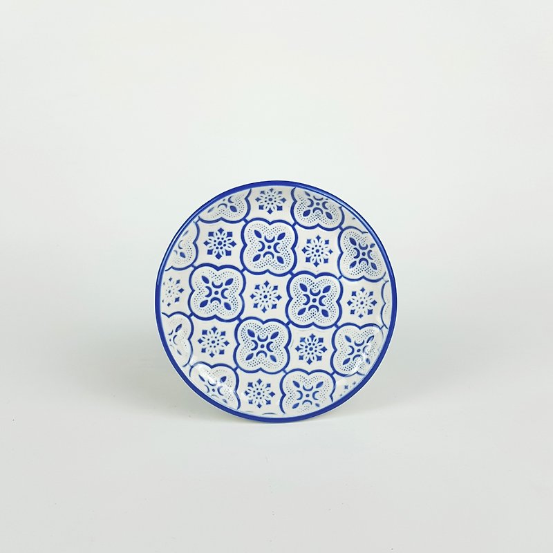 Window grilles series-Keep the old taste soy sauce dish (blue) - Small Plates & Saucers - Porcelain Blue