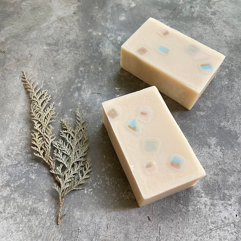 Lavender Beer Soap - Soap - Plants & Flowers Yellow