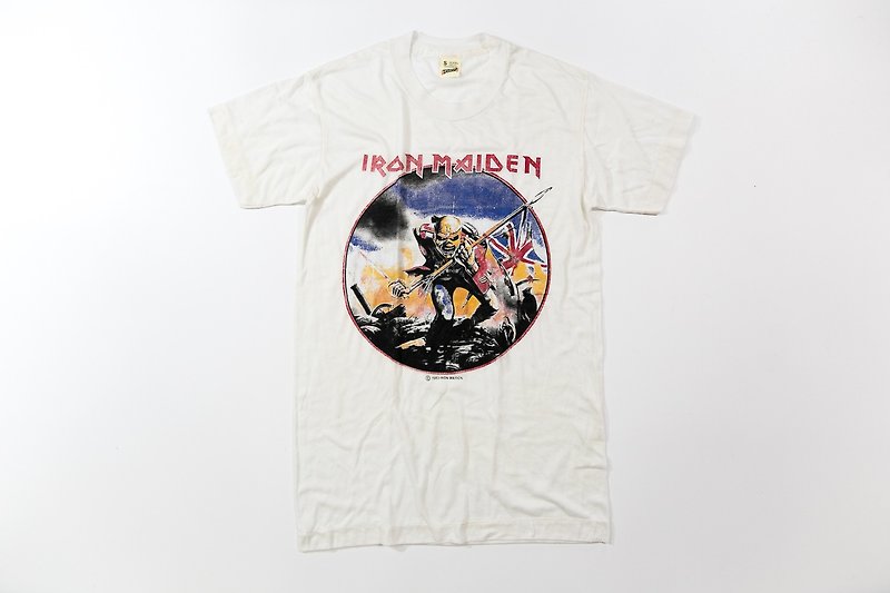 [3thclub Ming Ren Tang] Classic Iron Maiden Mission Tee Iron Lady vintage BTE-003 - เสื้อยืดผู้หญิง - ผ้าฝ้าย/ผ้าลินิน ขาว