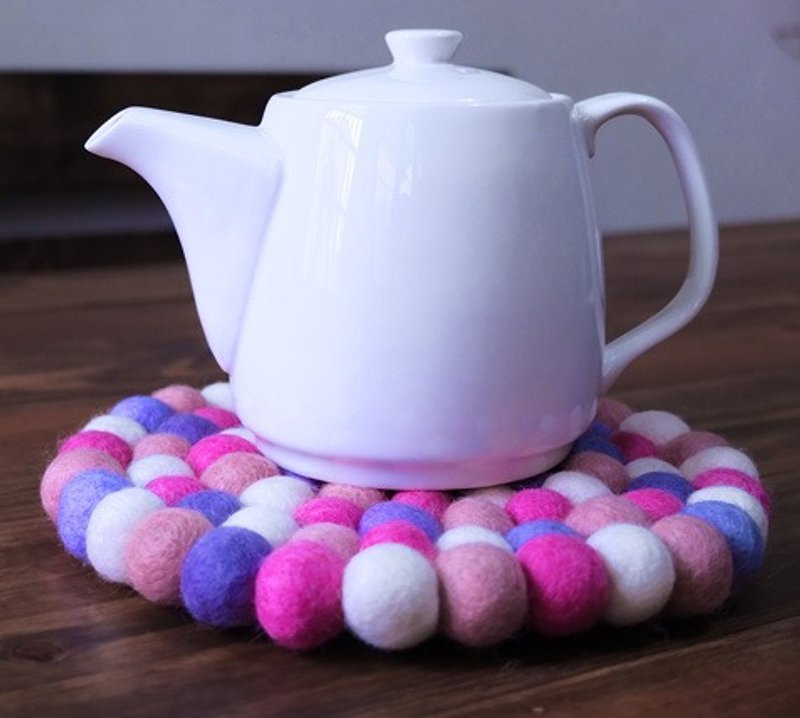 尼泊爾 羊毛氈 球球 手工 餐墊 鍋墊 隔熱墊 圓形_20cm_粉色 - 餐桌布/餐墊 - 羊毛 粉紅色