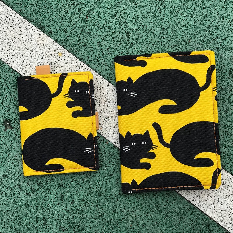 Washed kraft paper. Patchwork | Fresh Yellow Black Cat Passport Set | Travel. Go away Passport sets - ที่เก็บพาสปอร์ต - กระดาษ 
