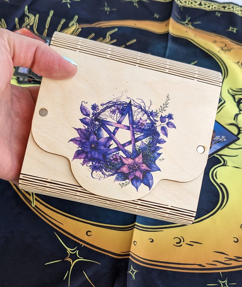 Wooden box tarot card storage with magic watercolor pentacle art - 收納箱/收納用品 - 木頭 