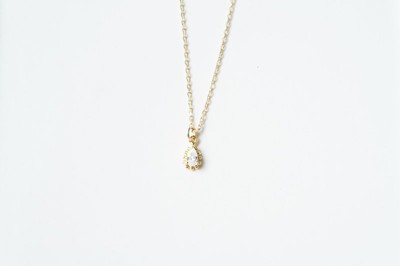 :: Girls Series :: Mini Water Drops Fine Clavicular Chain - Collar Necklaces - Gemstone 