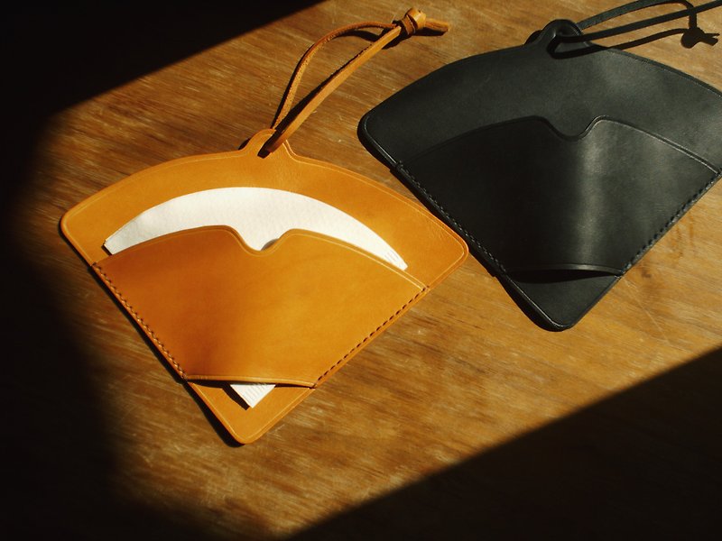 Leather coffee paper filter bag tan color - 餐桌布/桌巾/餐墊 - 真皮 咖啡色