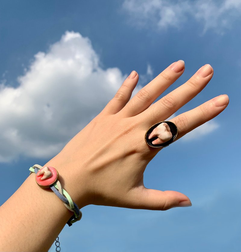 Dark Sweet Original Sweet Tooth Handmade Soft Pottery Teeth Twist Marshmallow Leather String Bracelet - Bracelets - Clay Pink