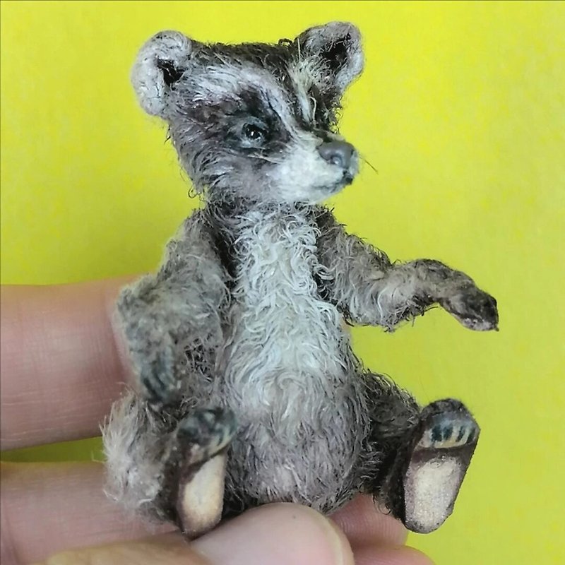 Miniature crochet raccoon ,miniature raccoon 4,5 cm