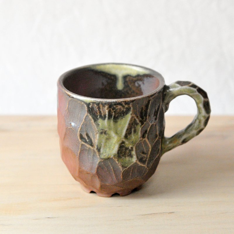 Firewood pottery for cutting mugs - Mugs - Pottery Brown