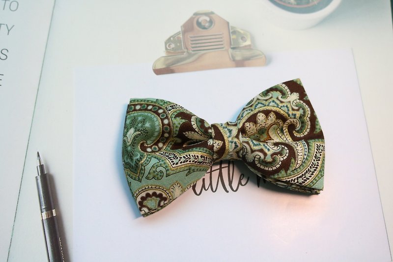 Green Paisley pattern tie retro man's bow in literature and art - Bow Ties & Ascots - Cotton & Hemp Green