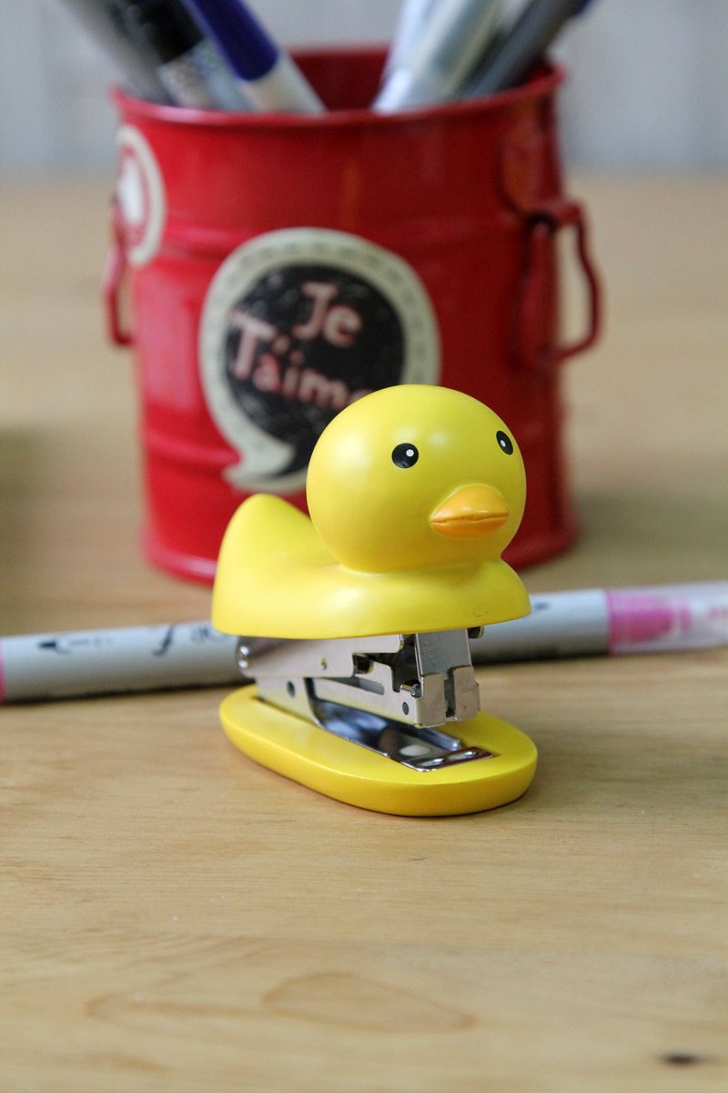 Japan Magnets Healing Series Yellow Duckling Stapler with 10 Gauge Needle - Staplers - Resin Yellow