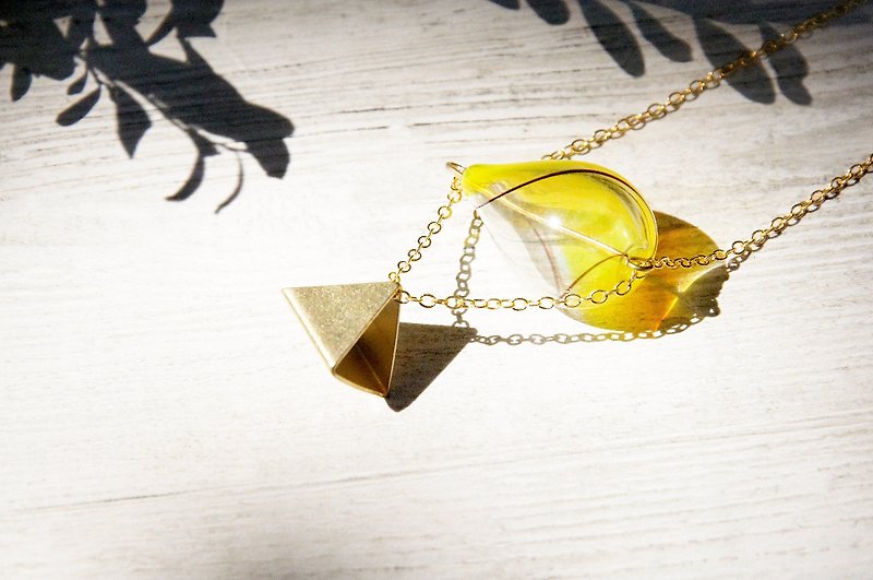 玻璃 長項鍊 黃色 - / 幾何風 / 法式條紋口吹玻璃項鍊 短鏈 長鏈 鎖骨鍊 - 暖陽下的埃及金字塔