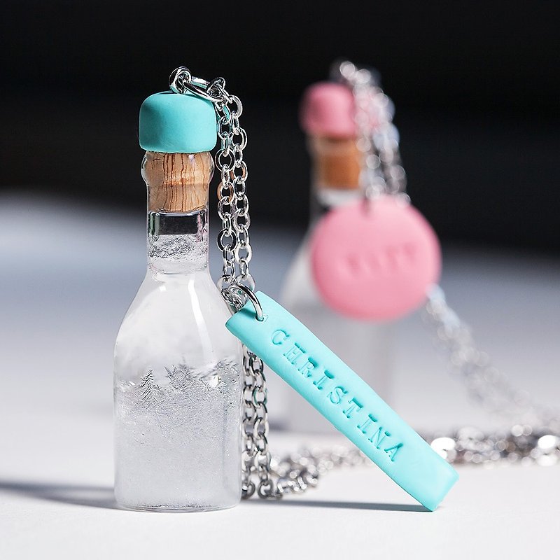 Customized Engraving Tag Weather Bottle / Storm Bottle Necklace - Storm Glass Pendant - สร้อยคอ - แก้ว หลากหลายสี