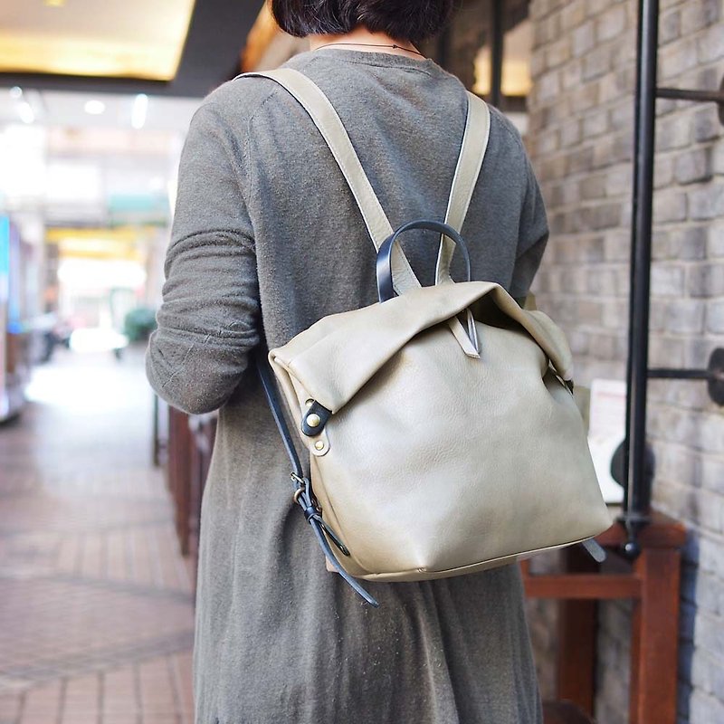 生活は簡単、日本の大都市ファッションバックパック日本製ALTO - リュックサック - 革 