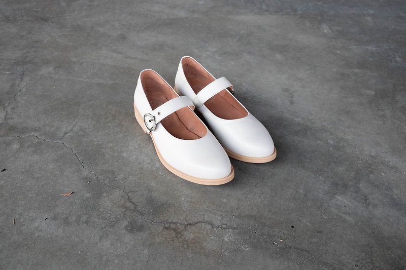 Mary Jane white shoes _ latte white (rice) - รองเท้าอ็อกฟอร์ดผู้หญิง - หนังแท้ ขาว