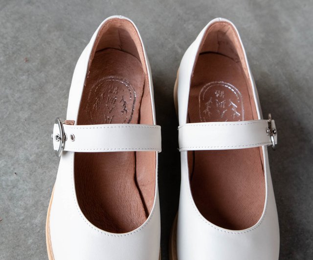 Mary Jane white shoes _ latte white (rice) - Shop monazu